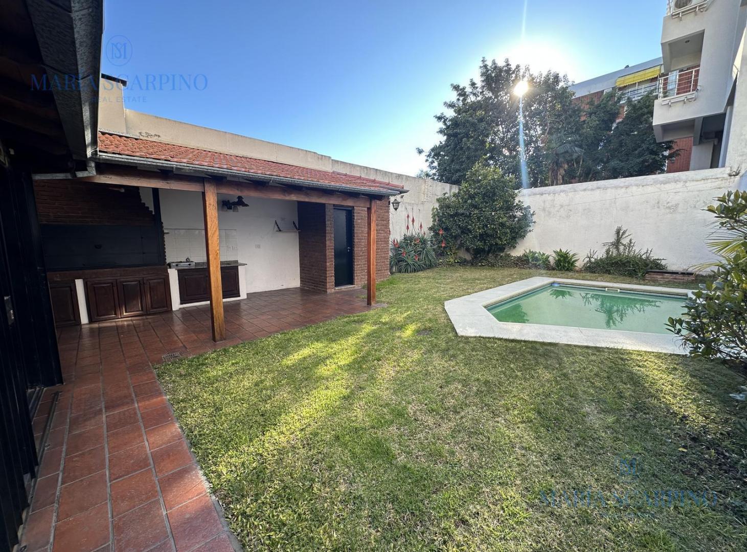 Foto de Casa 6 Ambientes con Jardín, Pileta, Galería y Parrilla en Florida, imagen 1