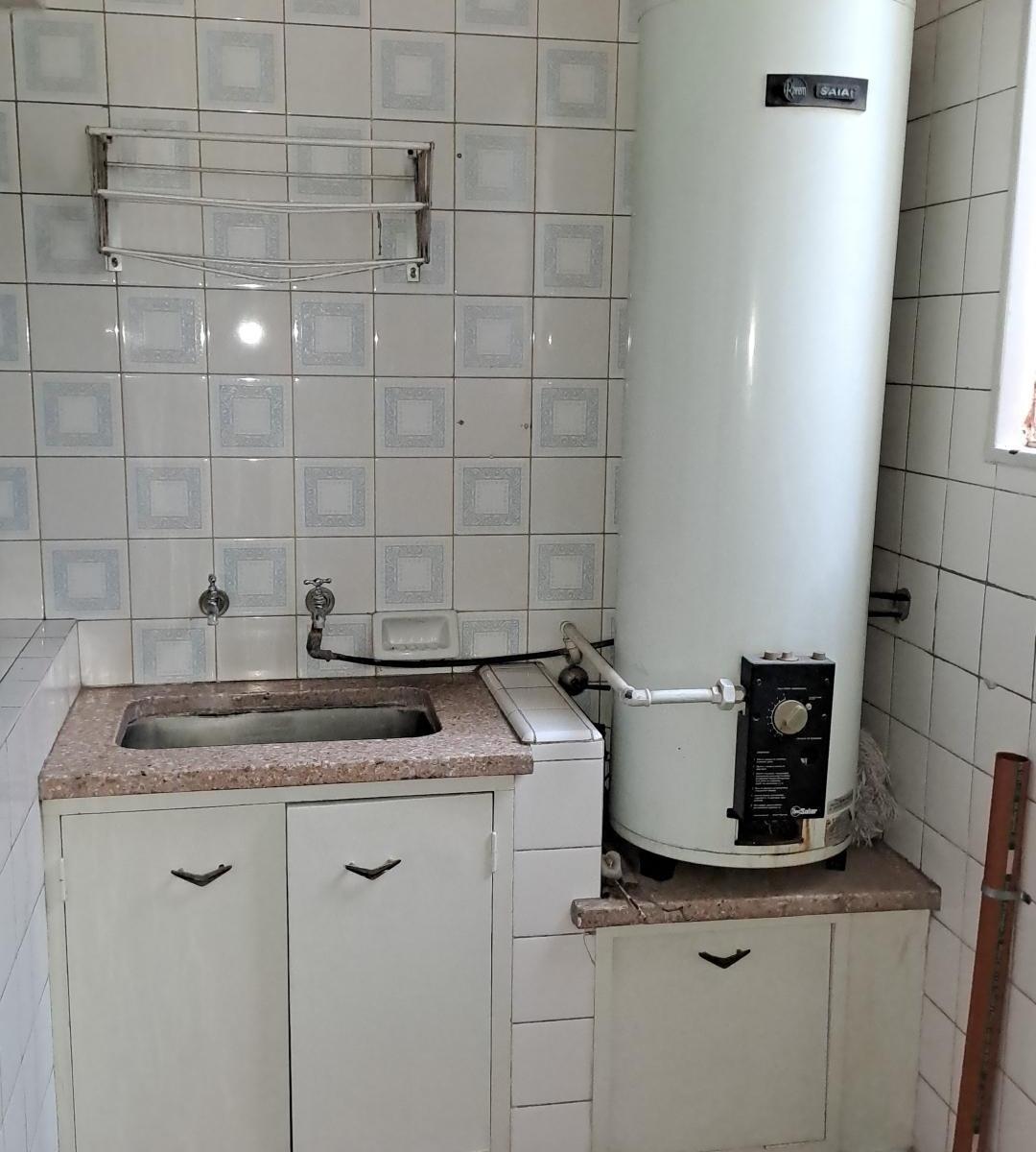 Venta Semipiso Microcentro Calle España 4