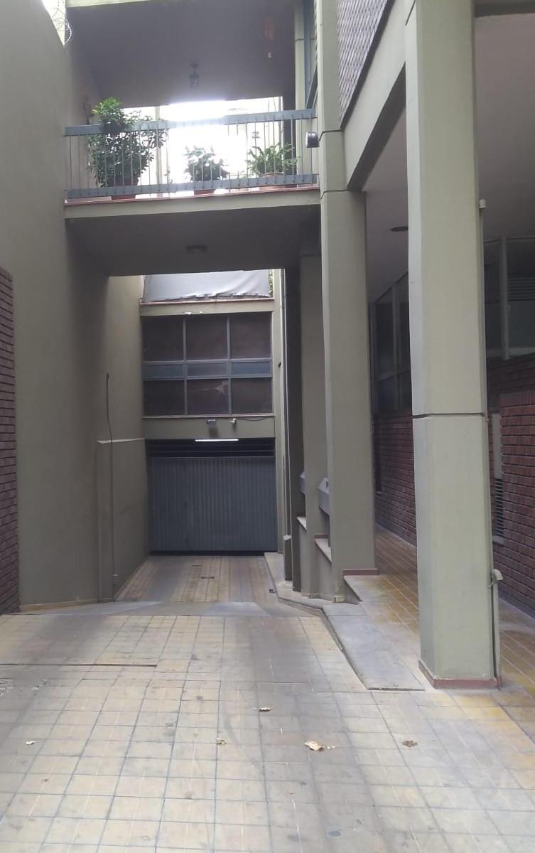Venta Departamento España 820 3