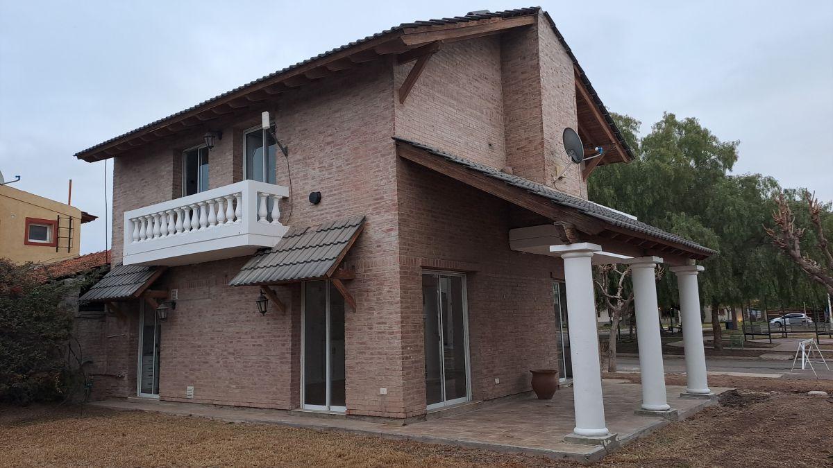 Foto de VENTA CASA B° PRIVADO PUERTO BIZANTINO, imagen 1