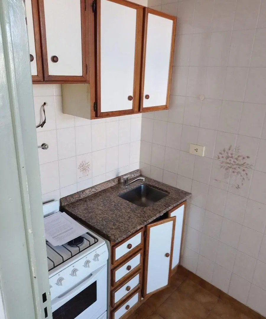 Departamento monoambiente en alquiler en Barracas 4