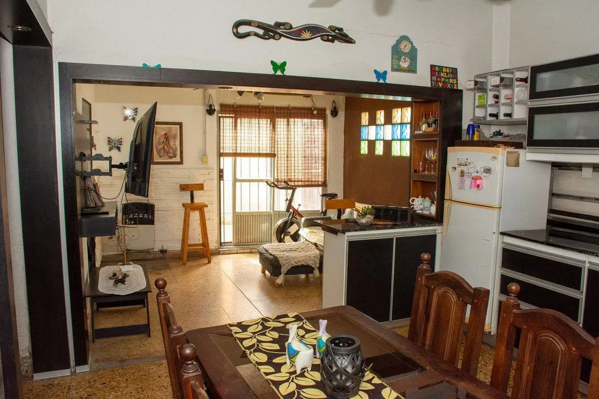 PH de 5 ambientes en venta en Sarandí con jardín 5