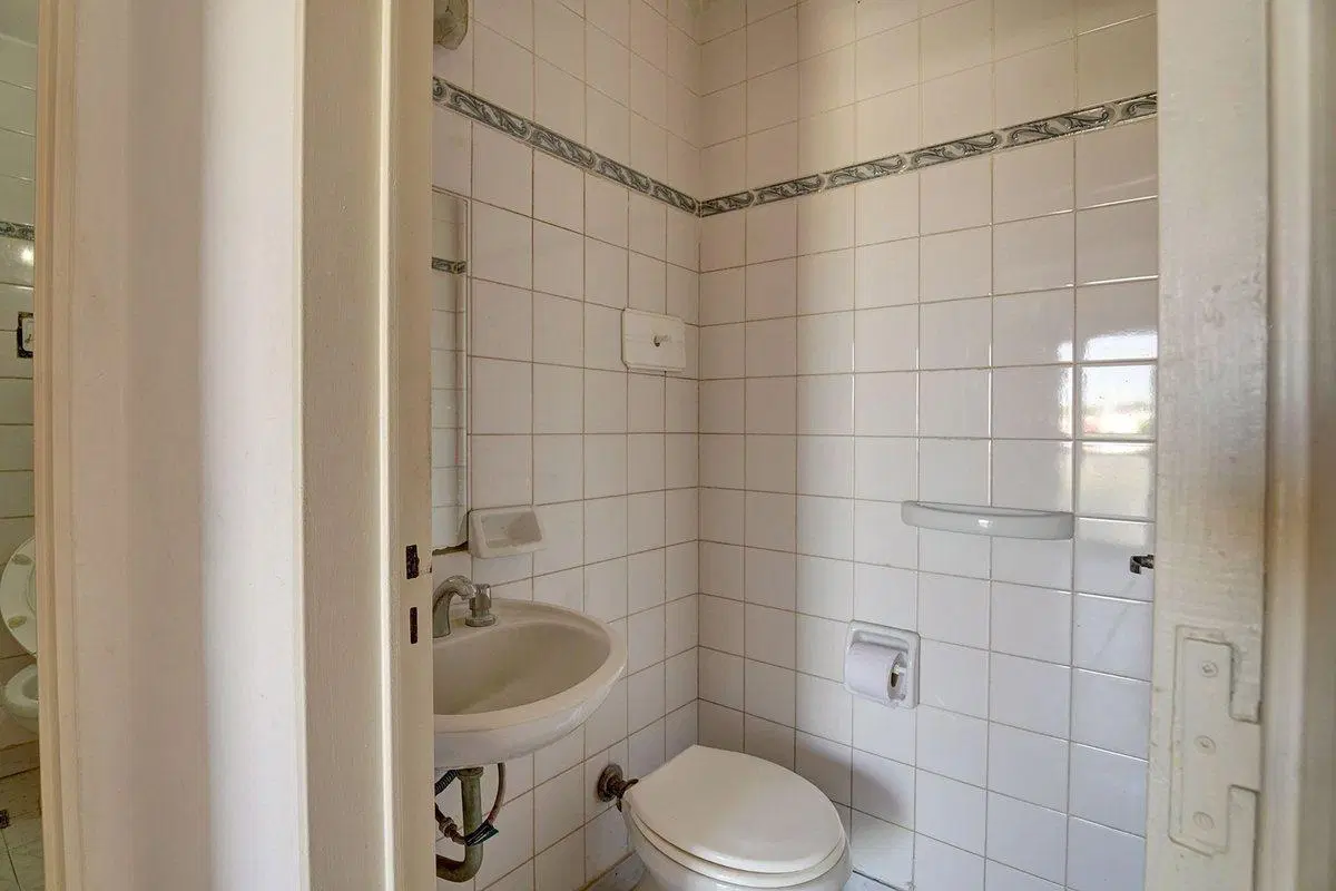 DEPARTAMENTO 4 AMBIENTES EN VENTA EN  LUGANO 2