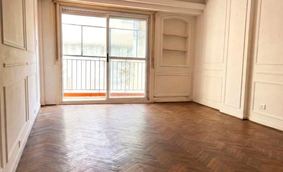 DEPTO 4 AMB. VENTA RECOLETA  C/ PATIO Y BALCÓN 2