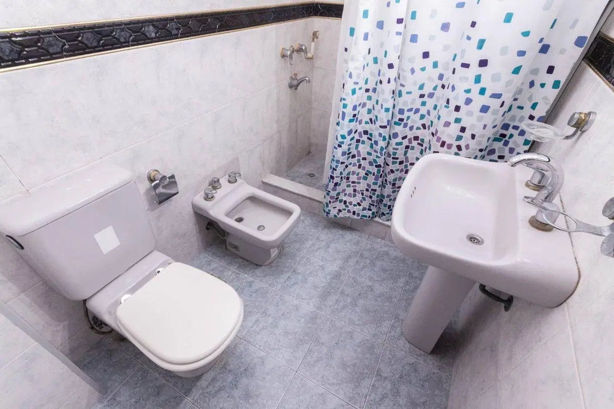CASA 4 AMBIENTES VENTA EN VALENTIN ALSINA LANÚS 3