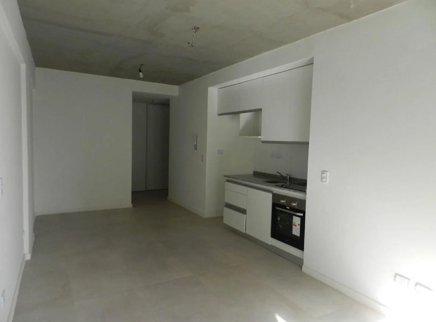 DEPARTAMENTO MONOAMBIENTE EN VENTA EN ALMAGRO 2