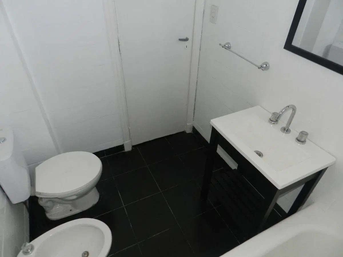 ALQUILER DEPARTAMENTO 3 AMBIENTES PARQUE PATRICIOS 4