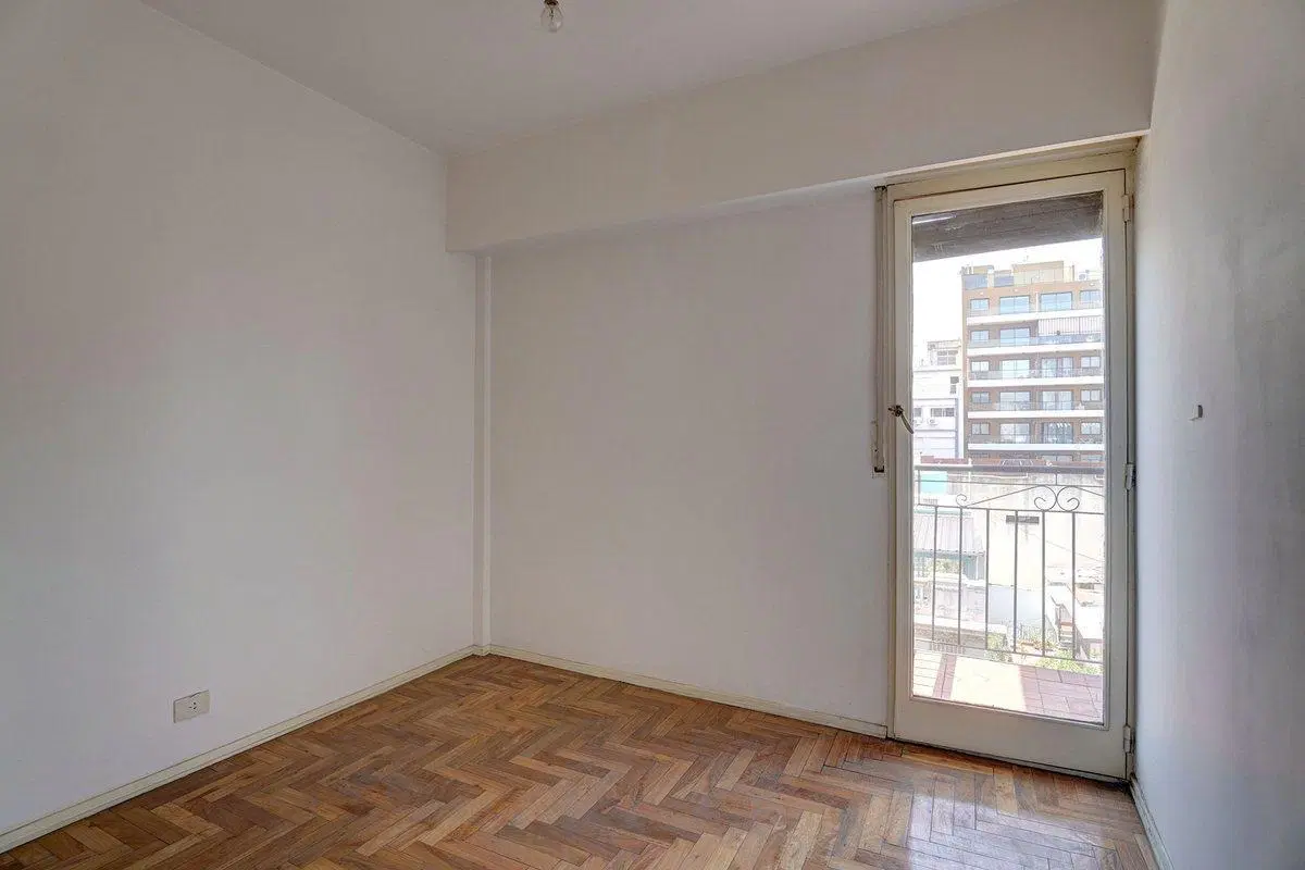 Departamento 4 ambientes en venta en P Patricios 4