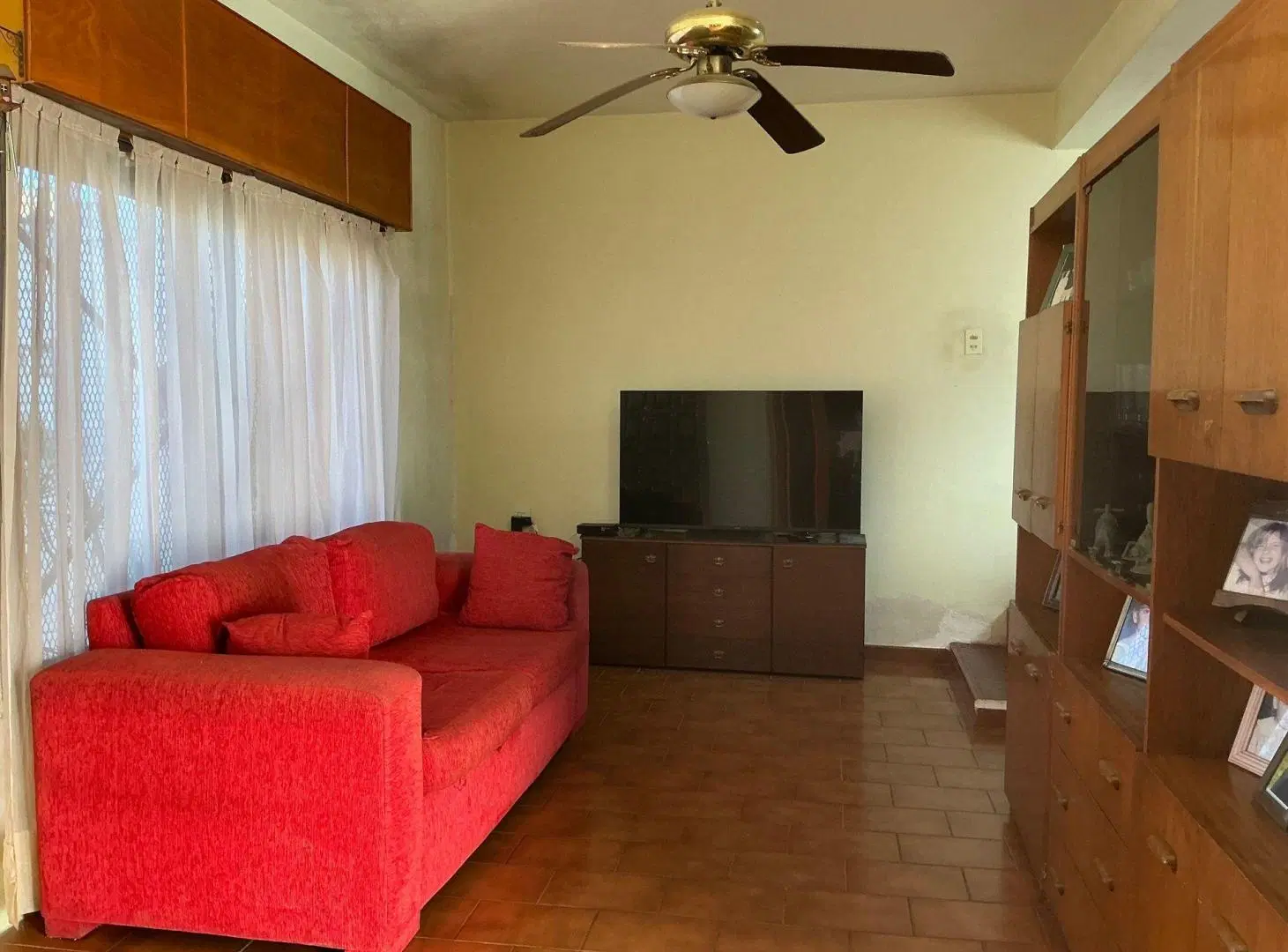 CASA 3 AMBIENTES VENTA ESCALADA LANUS JARDIN 4