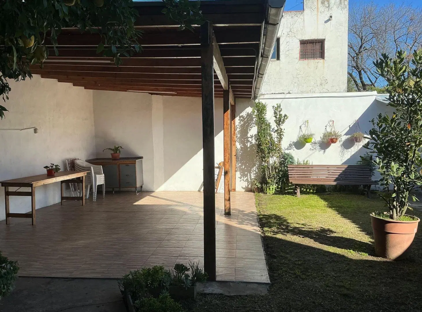 CASA 3 AMBIENTES VENTA ESCALADA LANUS JARDIN 2