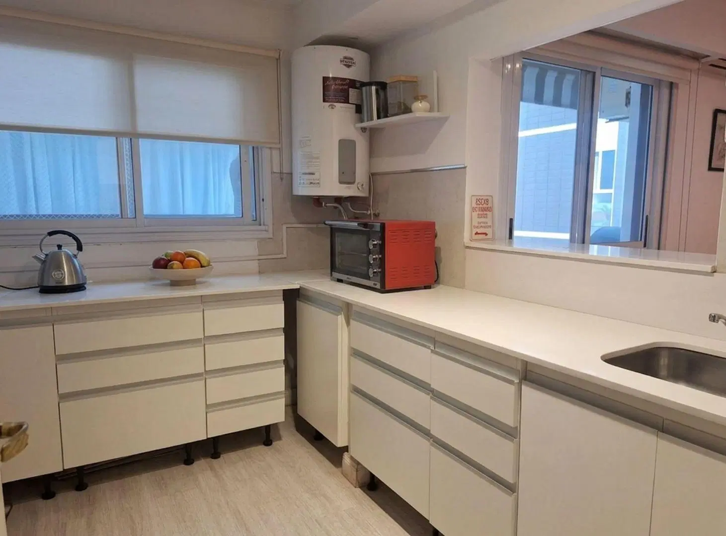 DEPTO 3 AMBIENTES VENTA ACASSUSO FRENTE 2 BALCONES 2