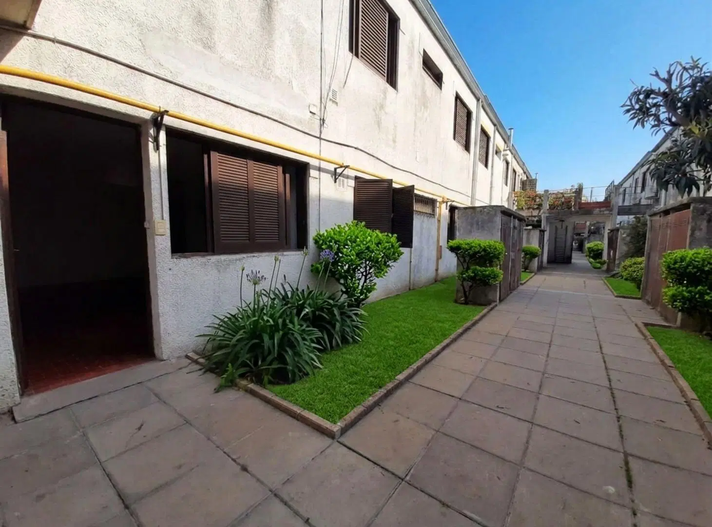 PH 3 AMB. VENTA EN LA PLATA CON PATIO Y PARRILLA 3