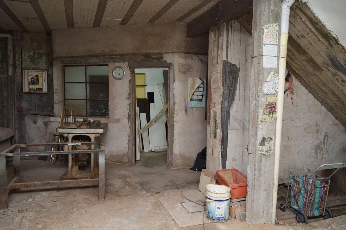 GALPON CON DEPARTAMENTO VENTA LANUS ESTE 3
