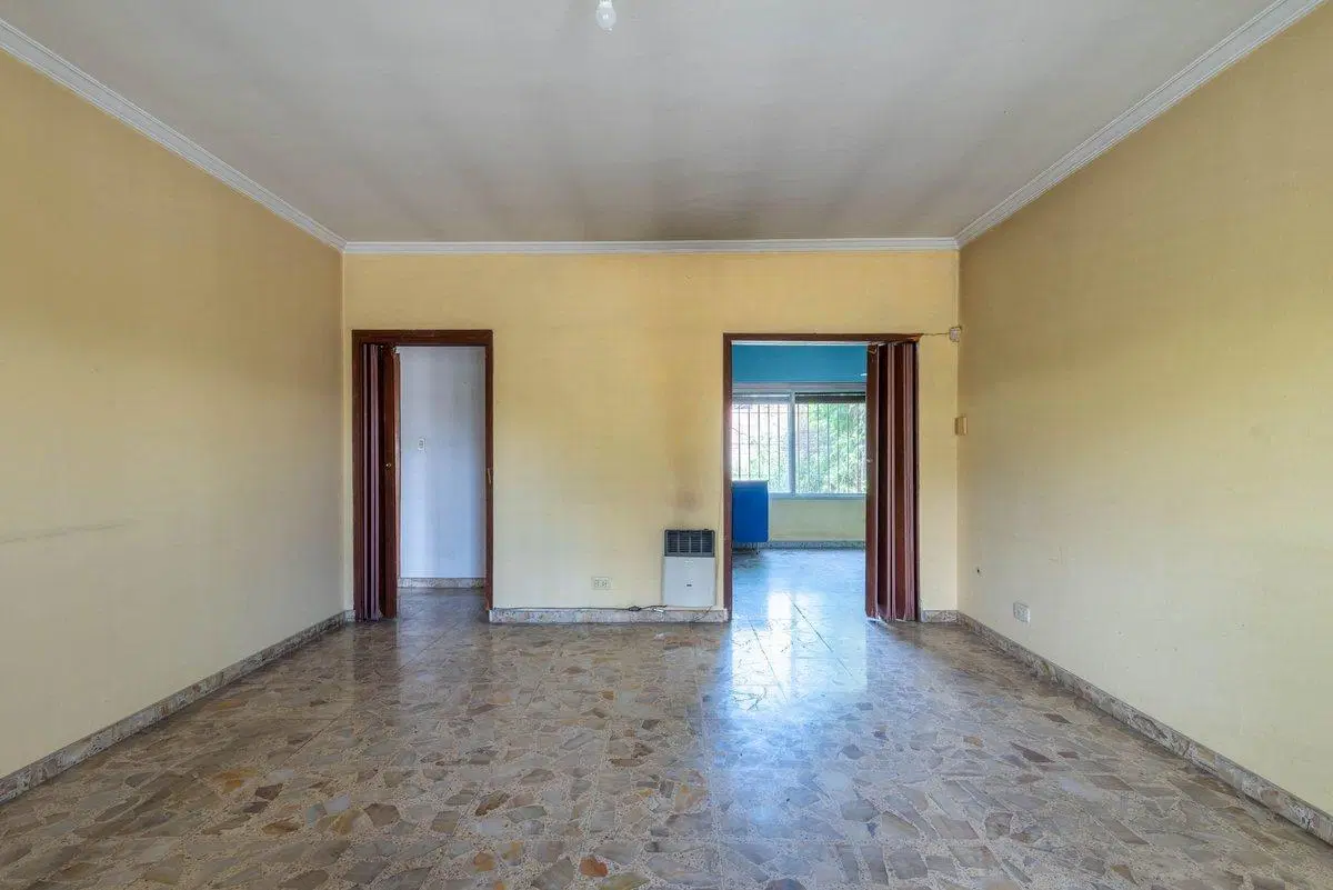 CASA 5 AMBIENTES EN VENTA ADROGUE 5