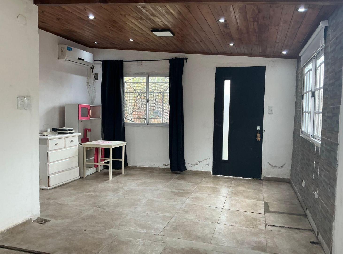 Foto de CASA 2 AMBIENTES VENTA ALEJANDRO KORN PATIO PILETA, imagen 1