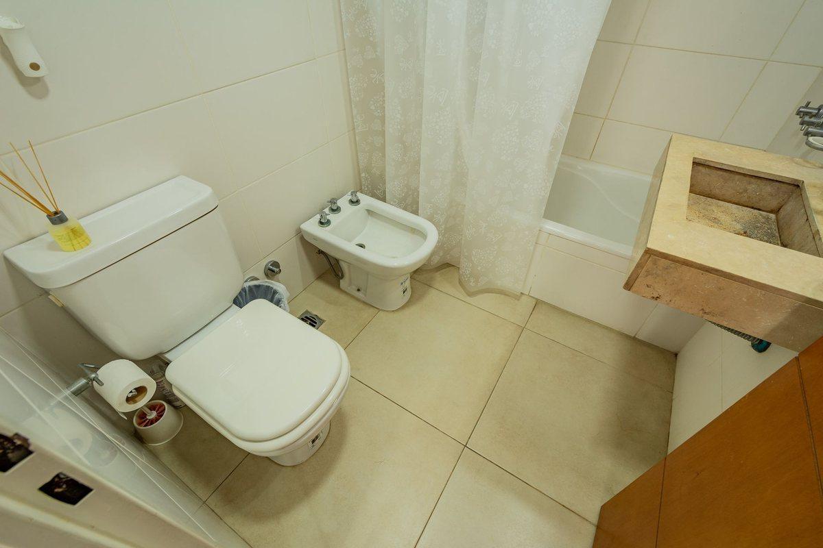Foto de DEPARTAMENTO 2 AMBIENTES VENTA ITUZAINGO NORTE., imagen 2