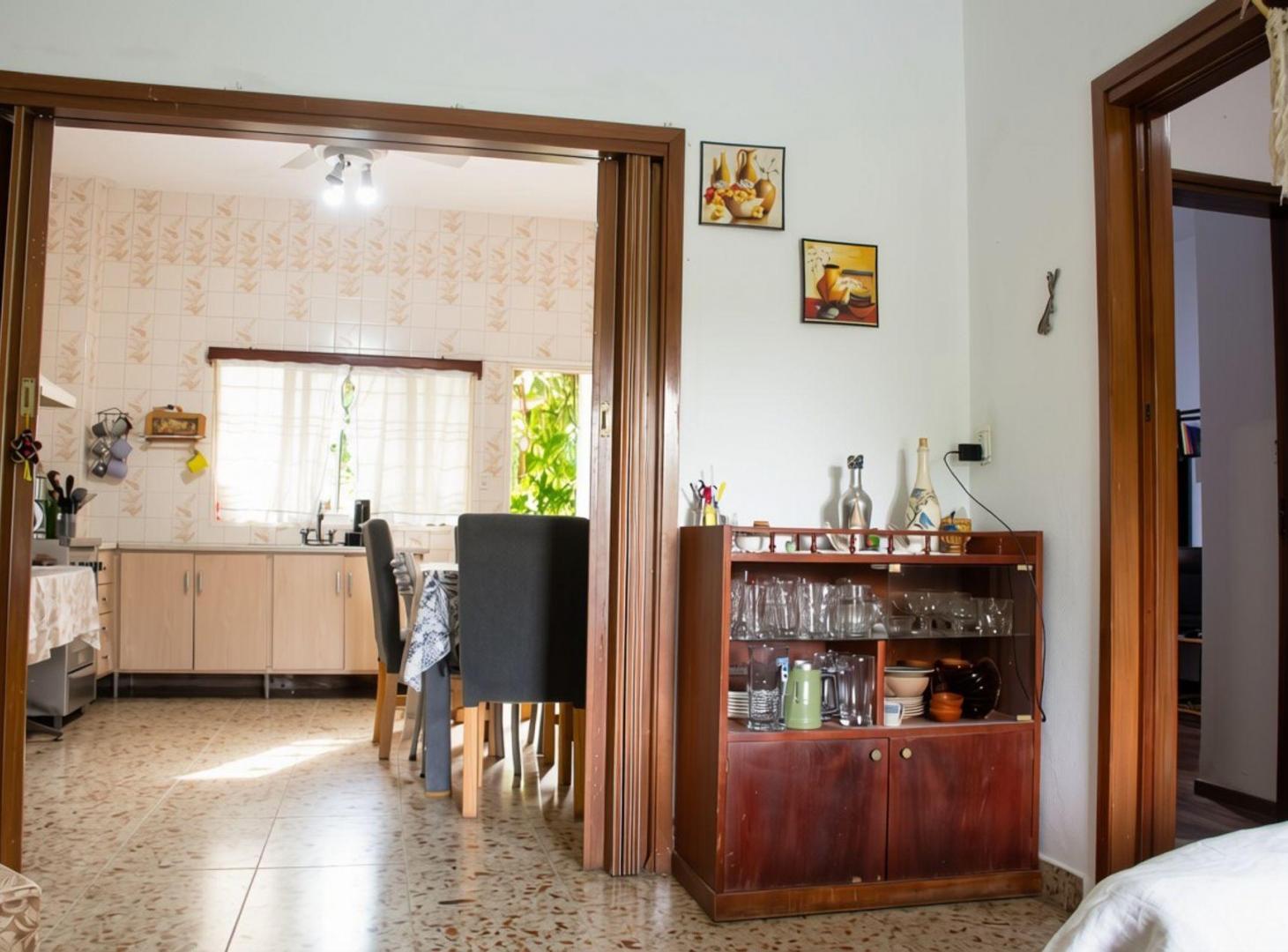 Foto de Casa 3 amb. venta Villa Lynch c/parque y quincho, imagen 5