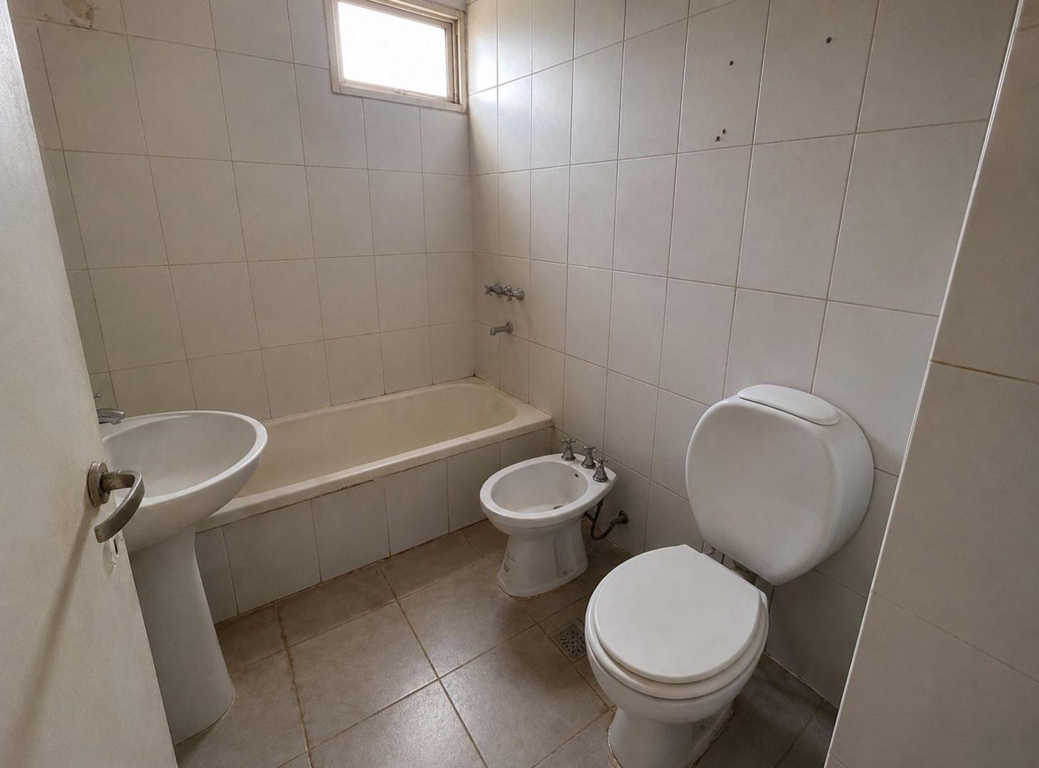 Foto de DEPARTAMENTO 2 AMBIENTES EN VENTA PARQUE PATRICIOS, imagen 1