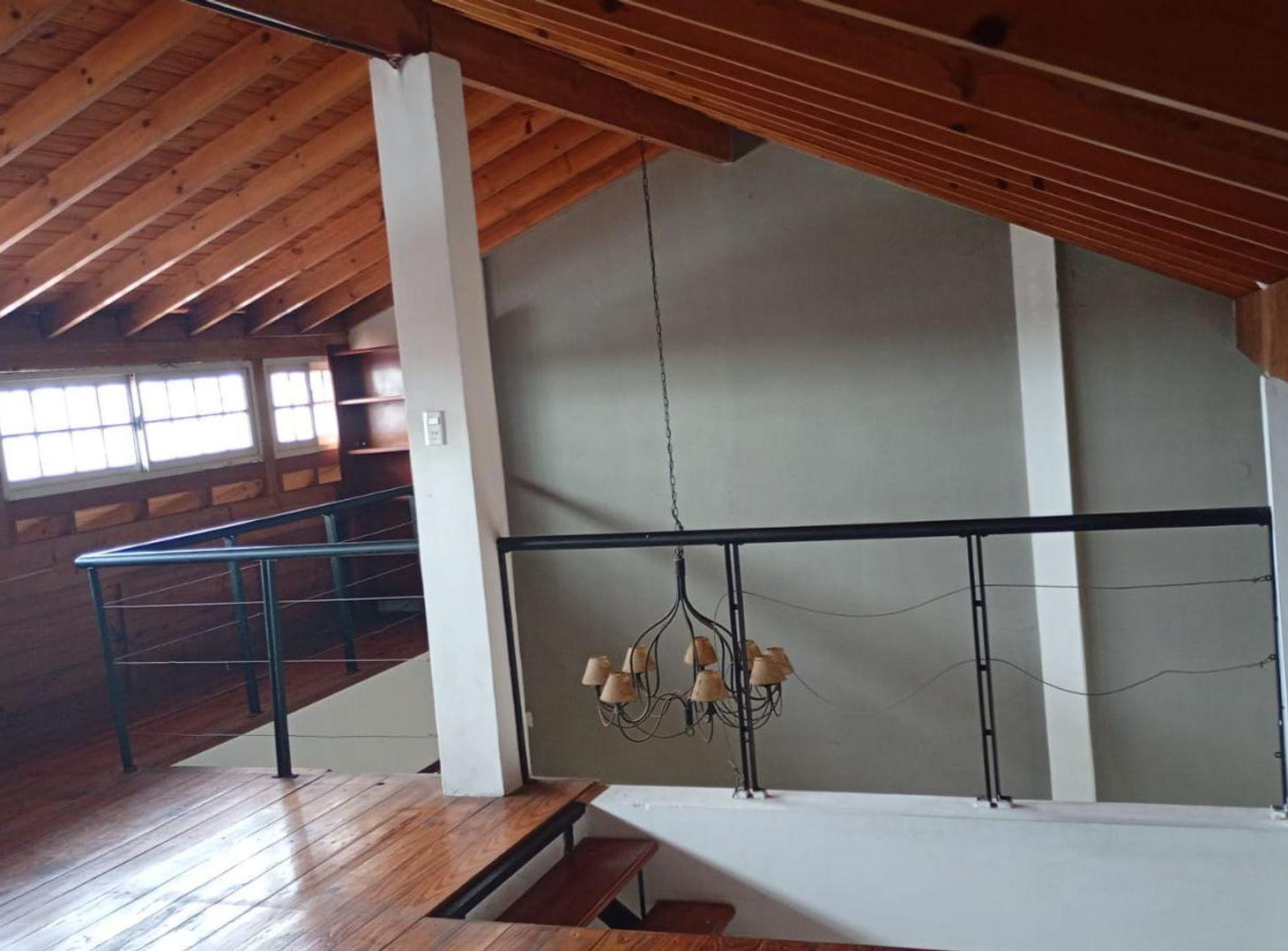Foto de CASA Y DEPTOS EN VENTA LANUS EN BLOCK, imagen 5