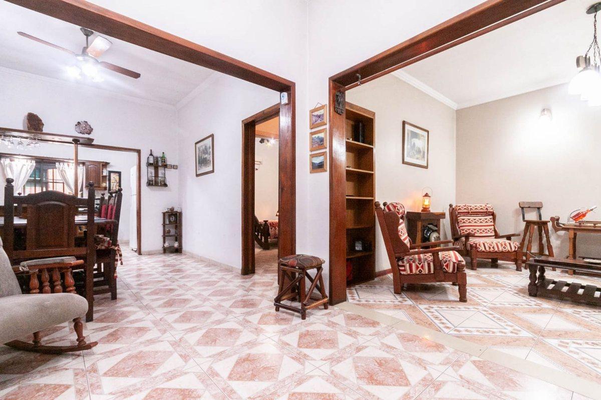 Foto de CASA 4 AMBIENTES VENTA EN VALENTIN ALSINA LANÚS, imagen 2