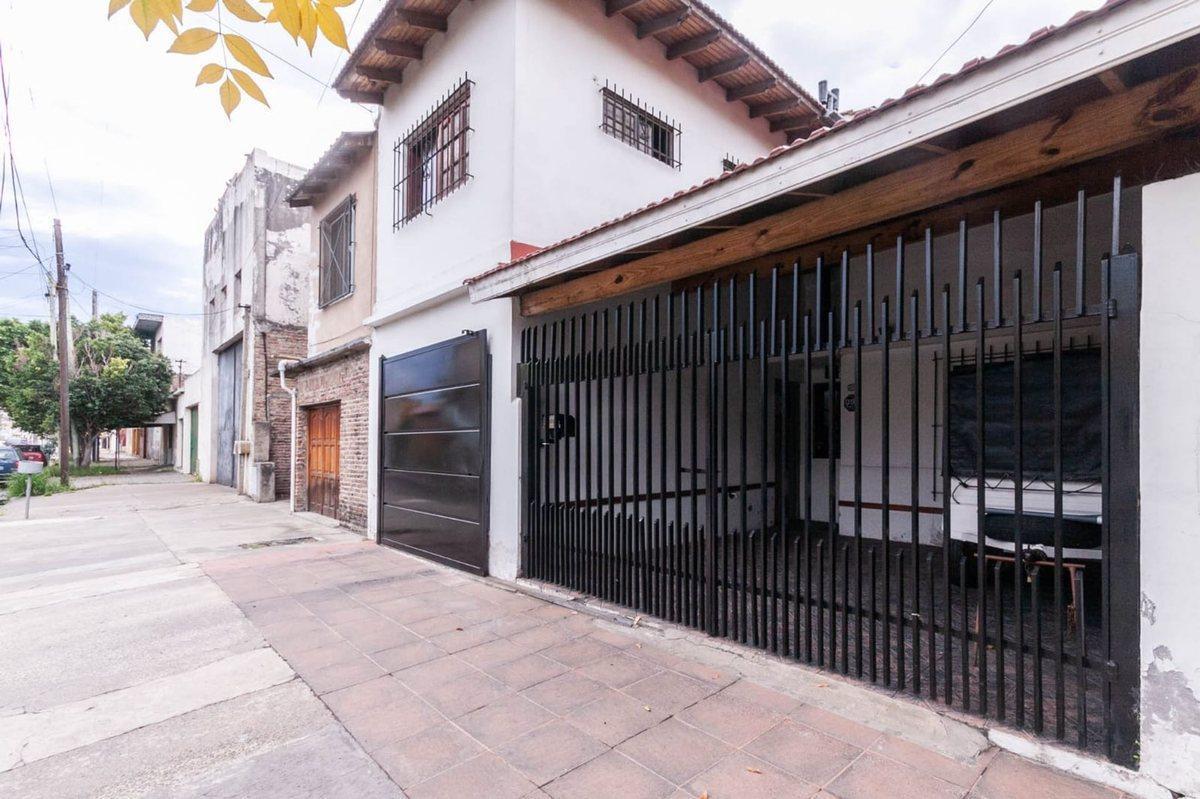 Foto de CASA 4 AMBIENTES VENTA EN VALENTIN ALSINA LANÚS, imagen 4