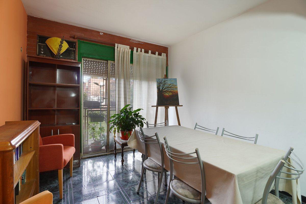 Foto de Departamento 4 amb. en Venta en Pompeya., imagen 4