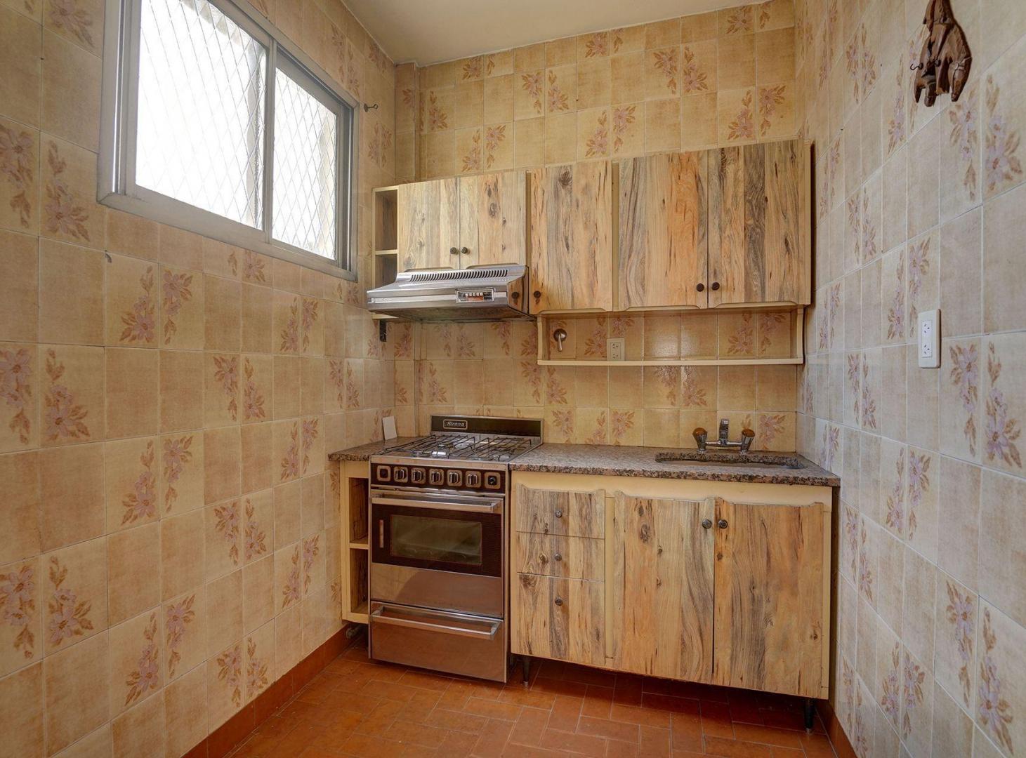 Foto de DEPARTAMENTO 3 AMB VENTA PARQUE PATRICIOS, imagen 2
