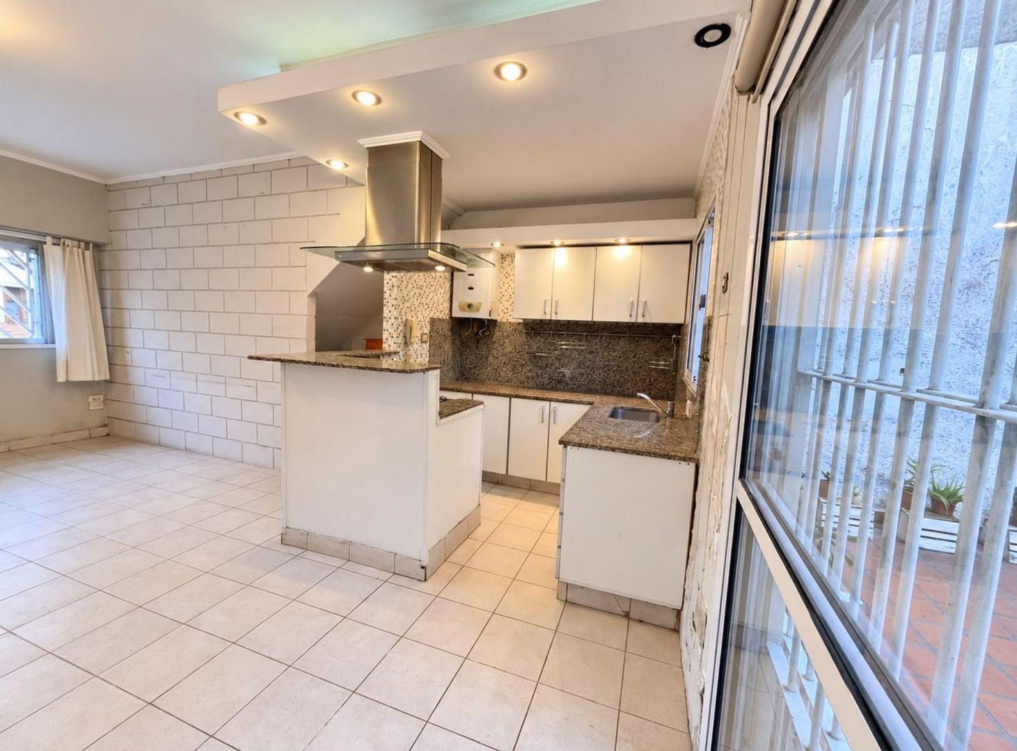 Foto de VENTA PH 3 AMB. C/ PATIO PARRILLA VILLA PUEYRREDÓN, imagen 5