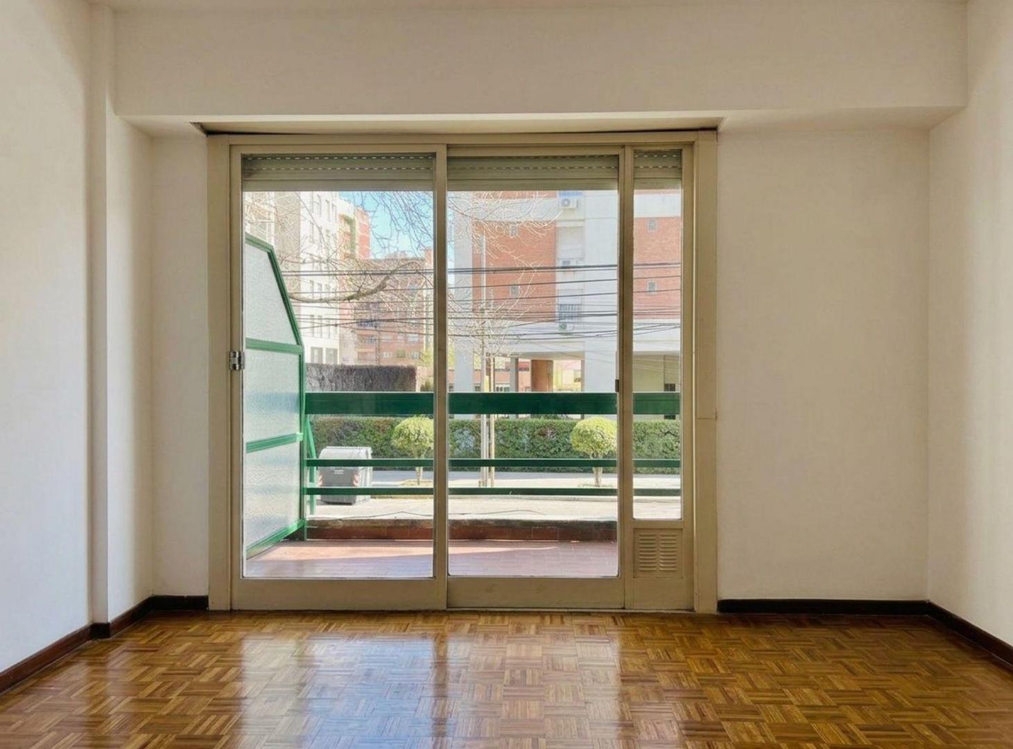 Foto de Dos ambientes con Balcón y patio en Caballito, imagen 5