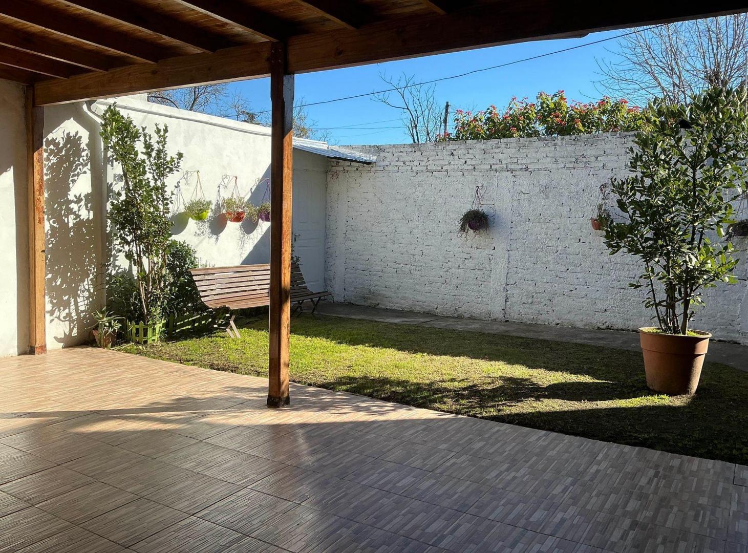 Foto de CASA 3 AMBIENTES VENTA ESCALADA LANUS JARDIN, imagen 5