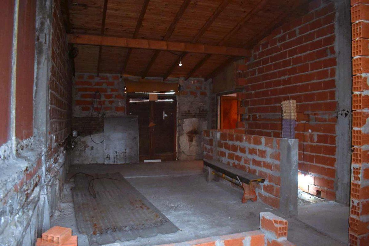 Foto de GALPON CON DEPARTAMENTO VENTA LANUS ESTE, imagen 5