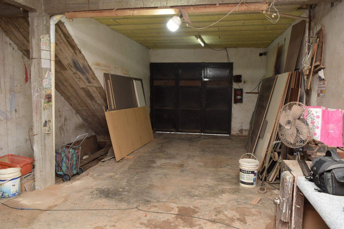 Foto de GALPON CON DEPARTAMENTO VENTA LANUS ESTE, imagen 1