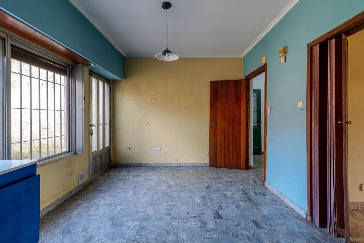 Foto de CASA 5 AMBIENTES EN VENTA ADROGUE, imagen 2