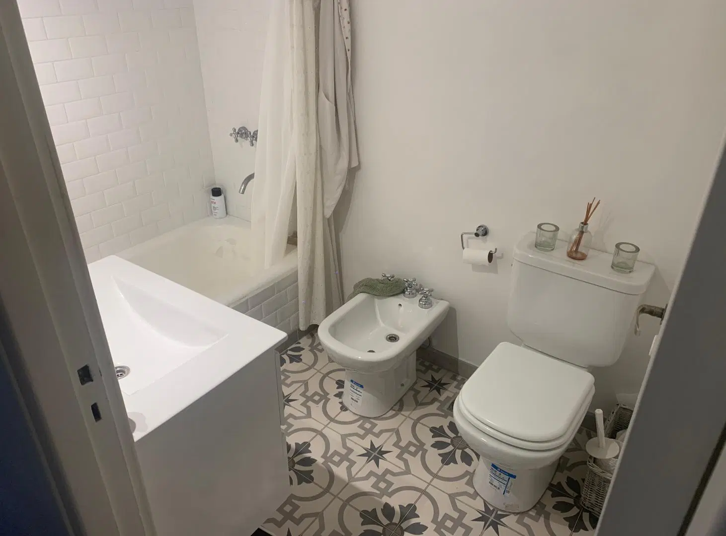 3 ambientes c/ dependencia y Balcon en Belgrano 5