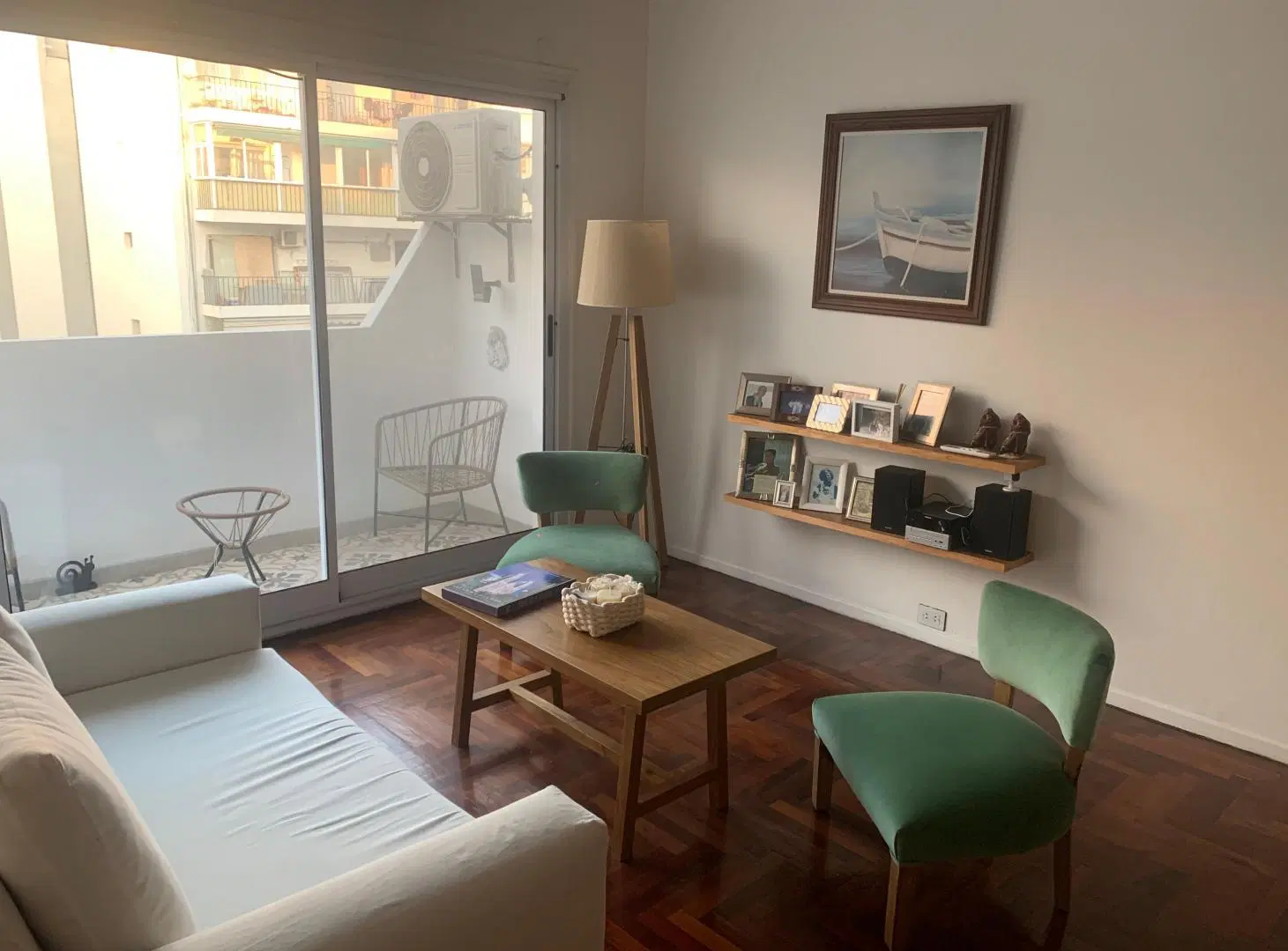 3 ambientes c/ dependencia y Balcon en Belgrano 4