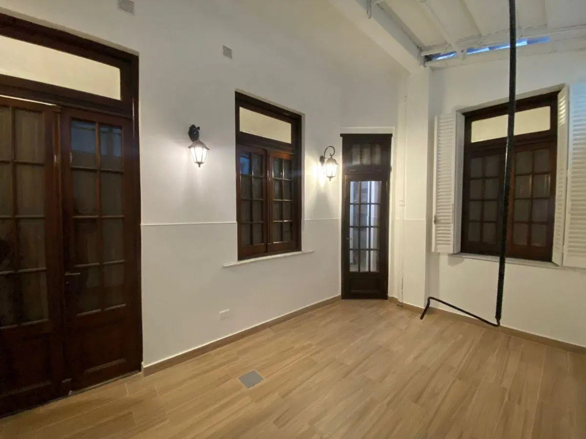 EN VENTA 3 AMBIENTES APTO PROFESIONAL/con Patio en RECOLETA 3