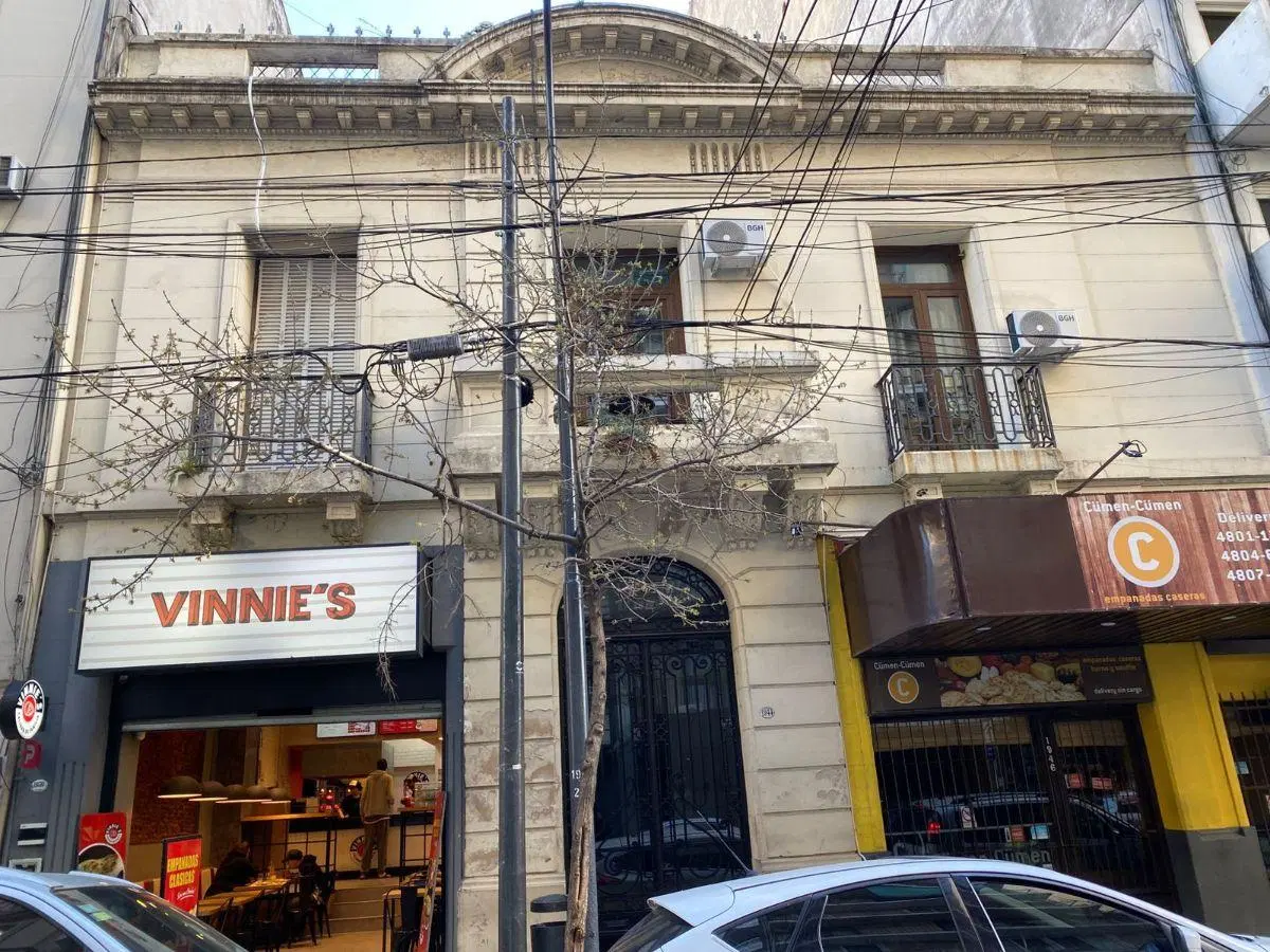 EN VENTA 3 AMBIENTES APTO PROFESIONAL/con Patio en RECOLETA 1