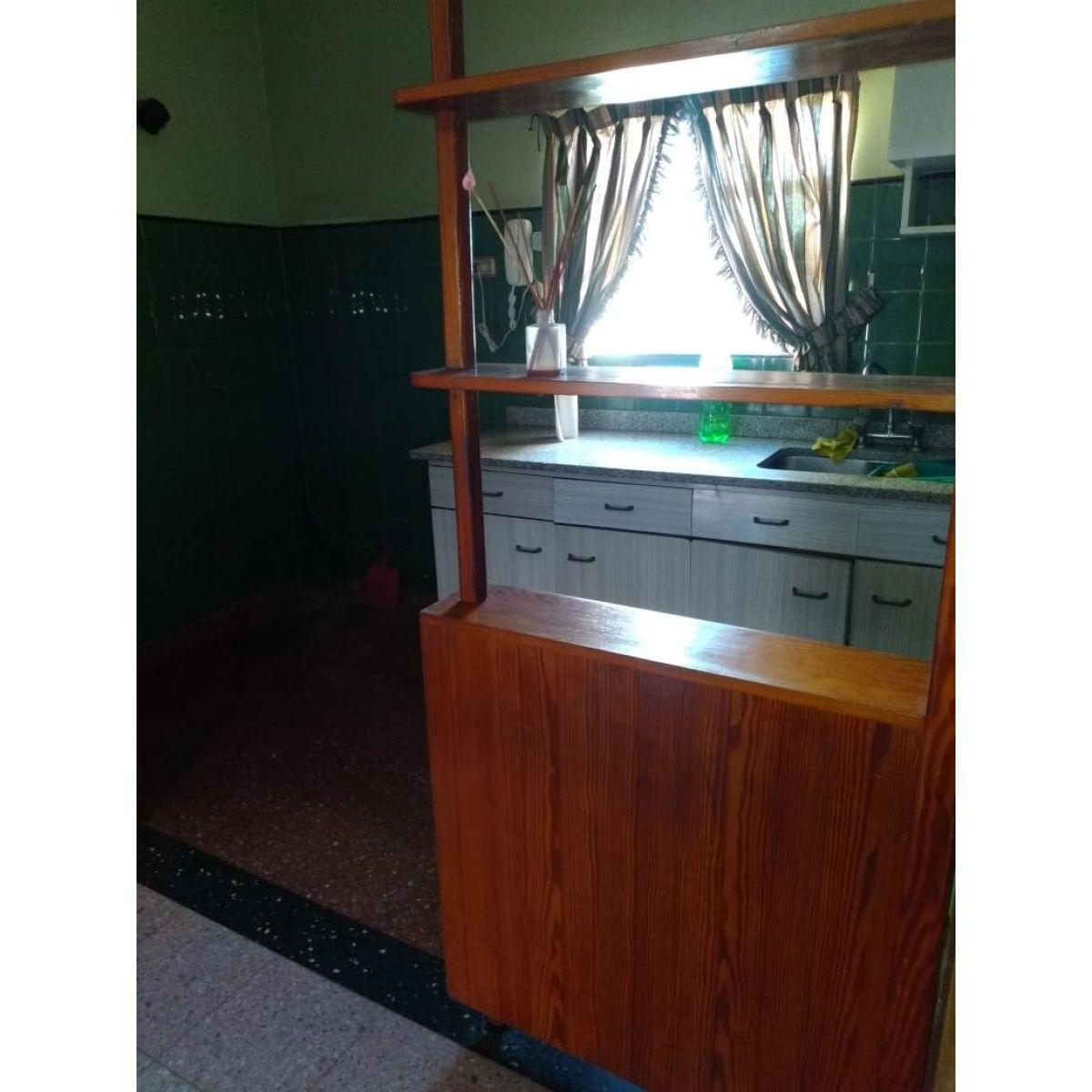 Oportunidad Venta en Block con Muy Buena Ubicacion en Zona Emaus 4