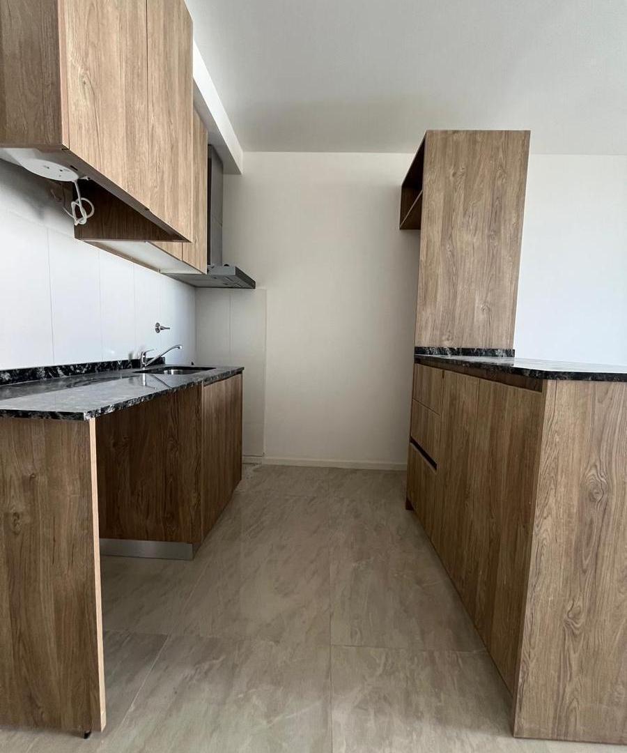 Foto de VENTA DEPARTAMENTO 2 AMBIENTES (CERCANIA ACC OESTE Y LINEAL) - HAEDO, imagen 1