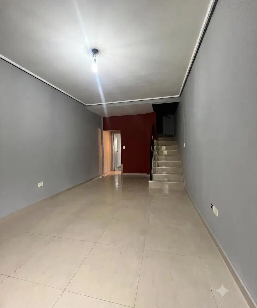 ALQUILER DE DUPLEX EN VILLA SARMIENTO 5