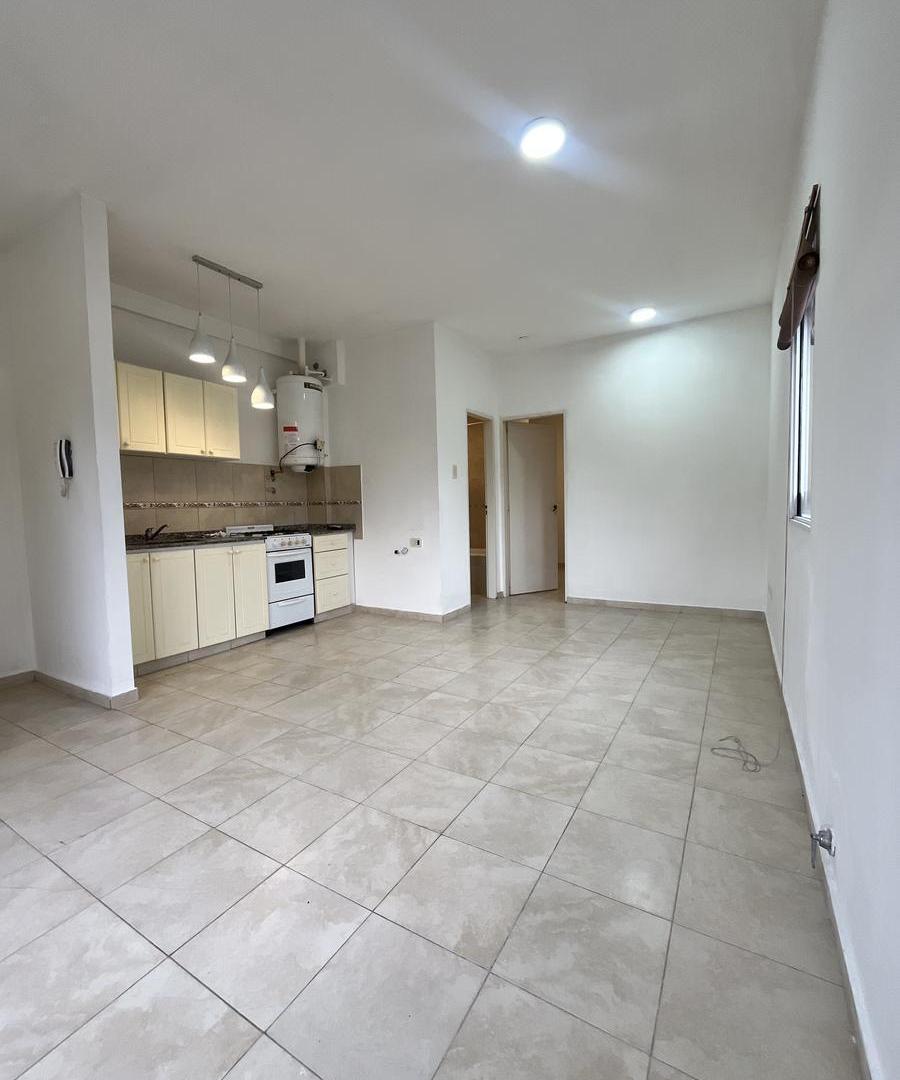 Foto de VENTA DE PH 2 AMB EN COMPLEJO - SAN MIGUEL, imagen 4