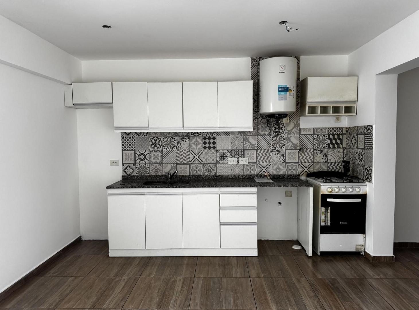 Foto de ALQUILER DEPARTAMENTO 2 AMBIENTES - HAEDO NORTE, imagen 2