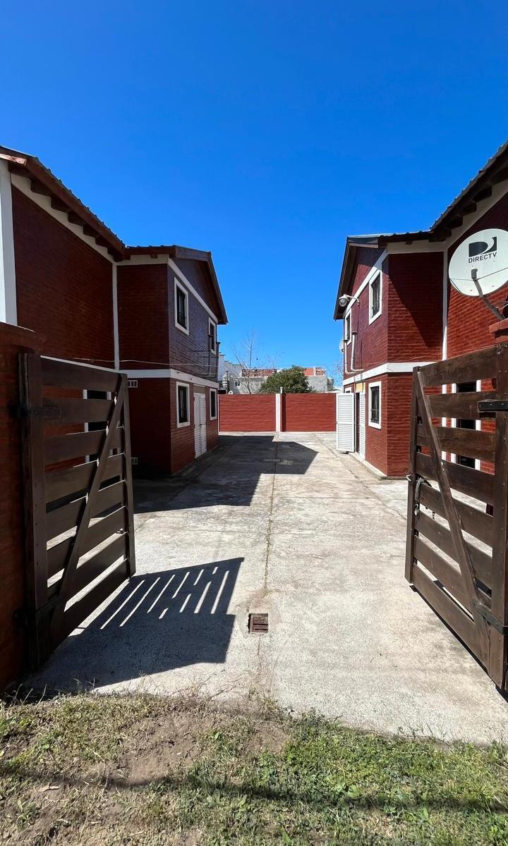 Complejo de 4 Duplex en Mar de Ajo, Nueva Atlantis, Independiente con Plano. 4