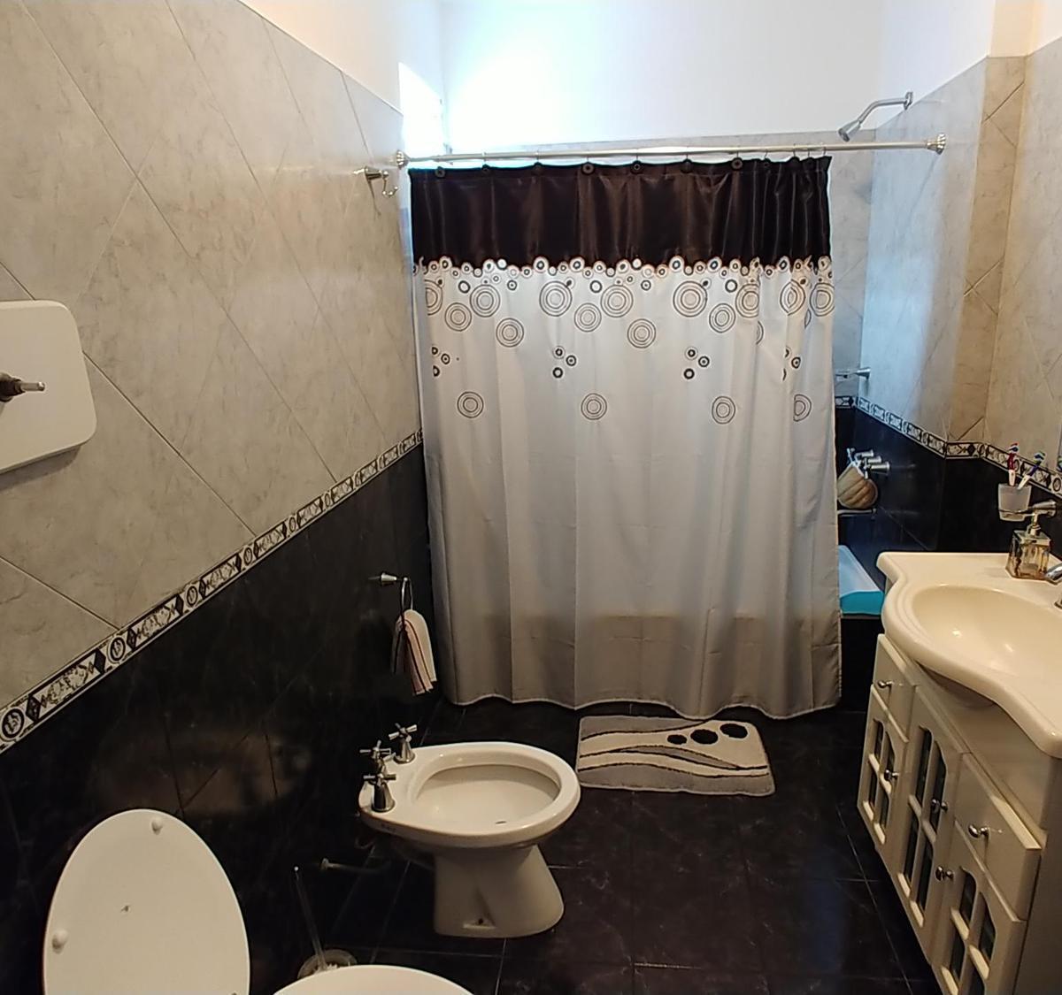Casa Chalet en Venta en Lanús Oeste, Lanús, G. B. a. Zona Sur 4