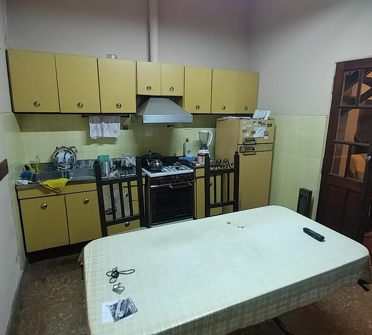 Casa en Venta Ubicado en Lanús Este, Lanús, G. B. a. Zona Sur 4