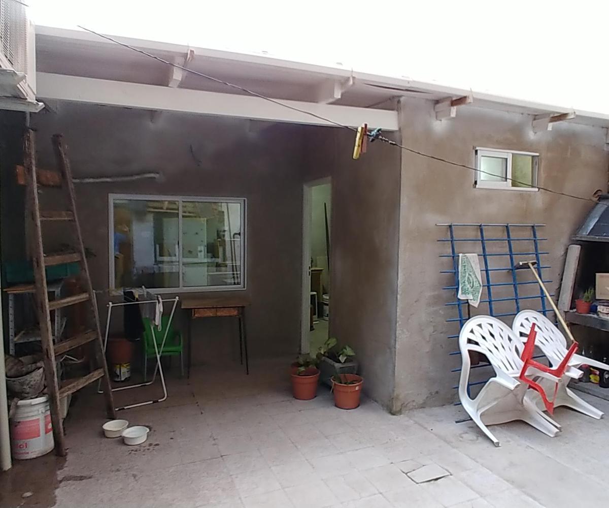 Casa en Venta Ubicado en Lanús Este, Lanús, G. B. a. Zona Sur 5