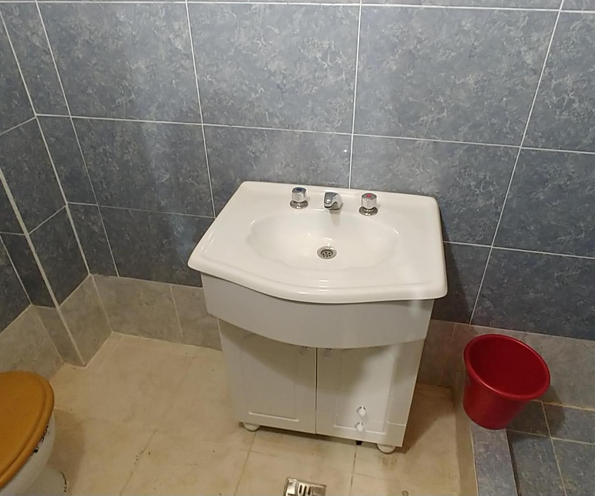 Casa en Venta Ubicado en Lanús Este, Lanús, G. B. a. Zona Sur 5