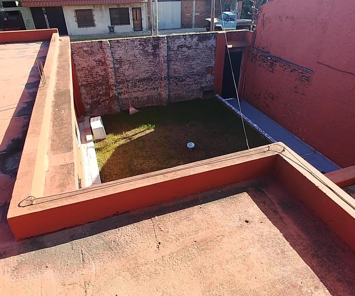 Casa en Venta Ubicado en Lanús Este, Lanús, G. B. a. Zona Sur 5