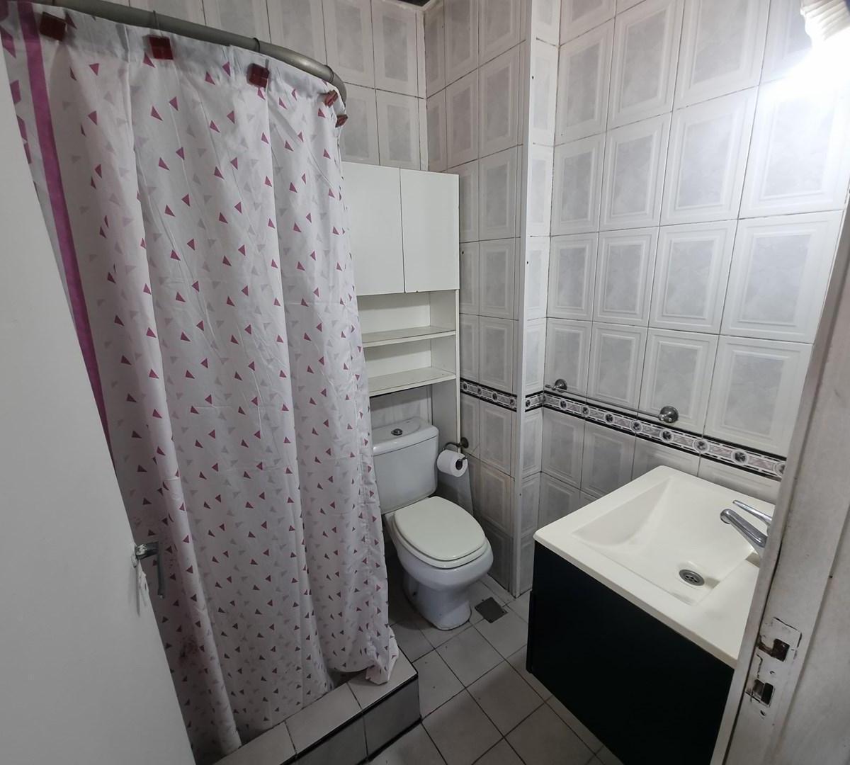 Casa ph 3 plantas 3 ambientes.Lanús Este
