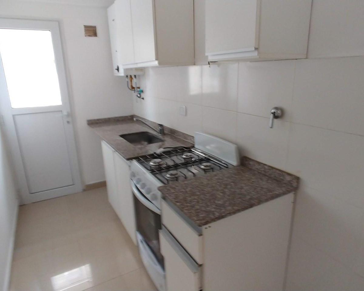 Departamento en Venta Ubicado en Lanús Este, Lanús, G. B. a. Zona Sur 3